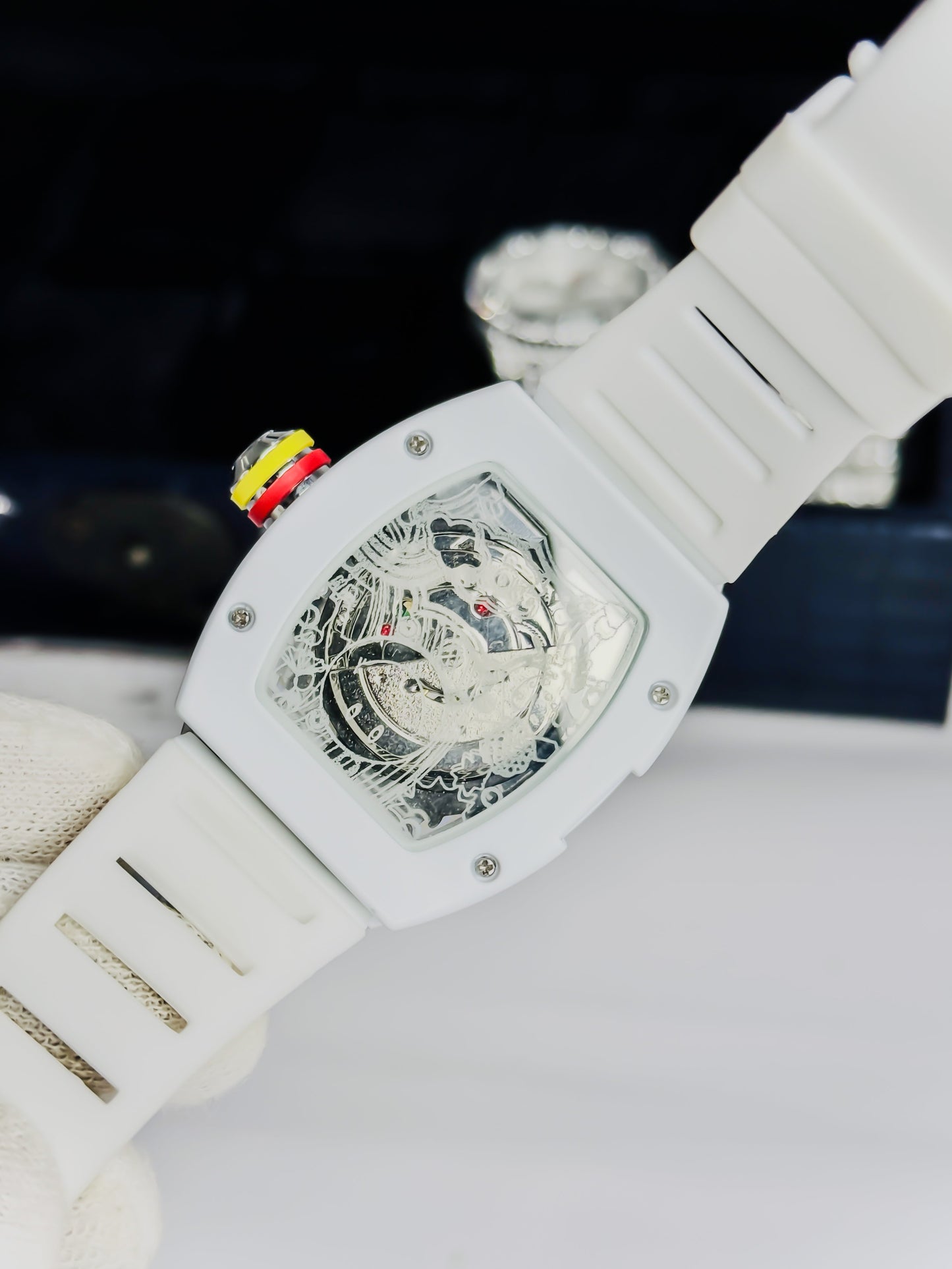 RM White Smiley - Strap Edition