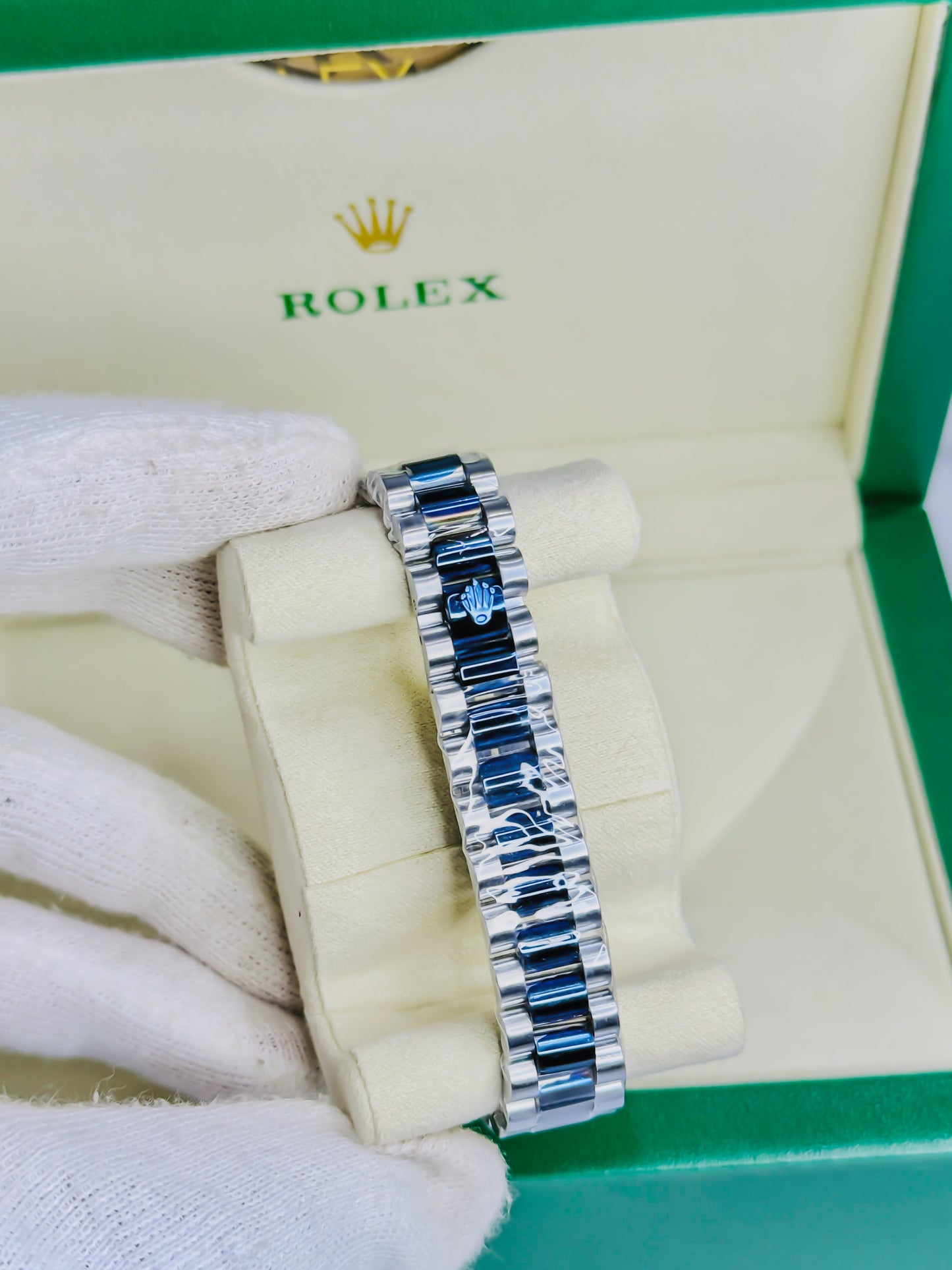Royale Date Just - Dual Female Diamond Edition