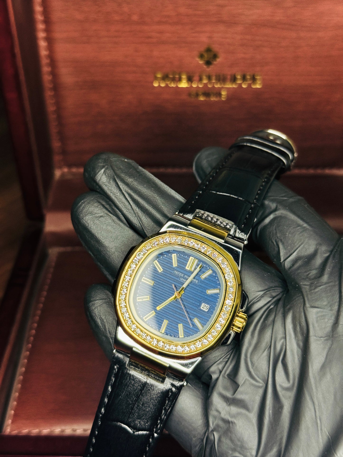 PP Leather Edition - Diamond Bezel