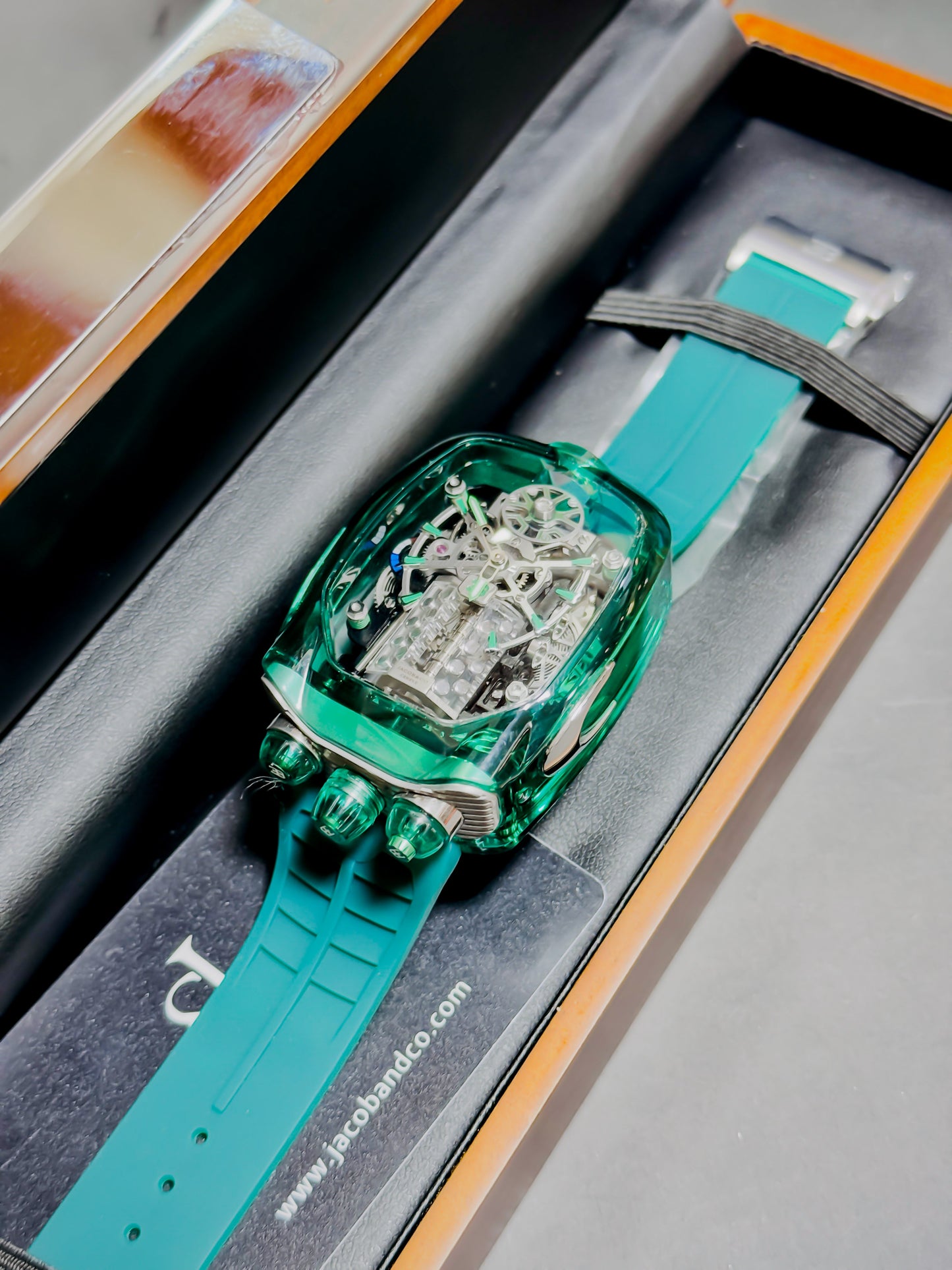 J&Co Bugatti Chiron Green - Master Transparent Edition