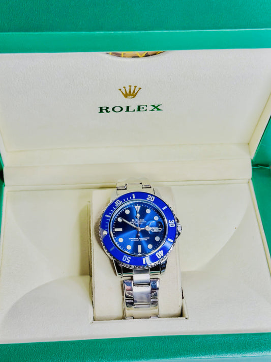 DeepSea Noir – Premium Silver-Blue Edition