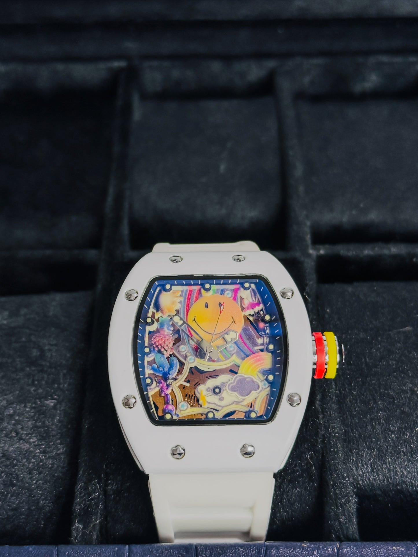 RM White Smiley - Strap Edition