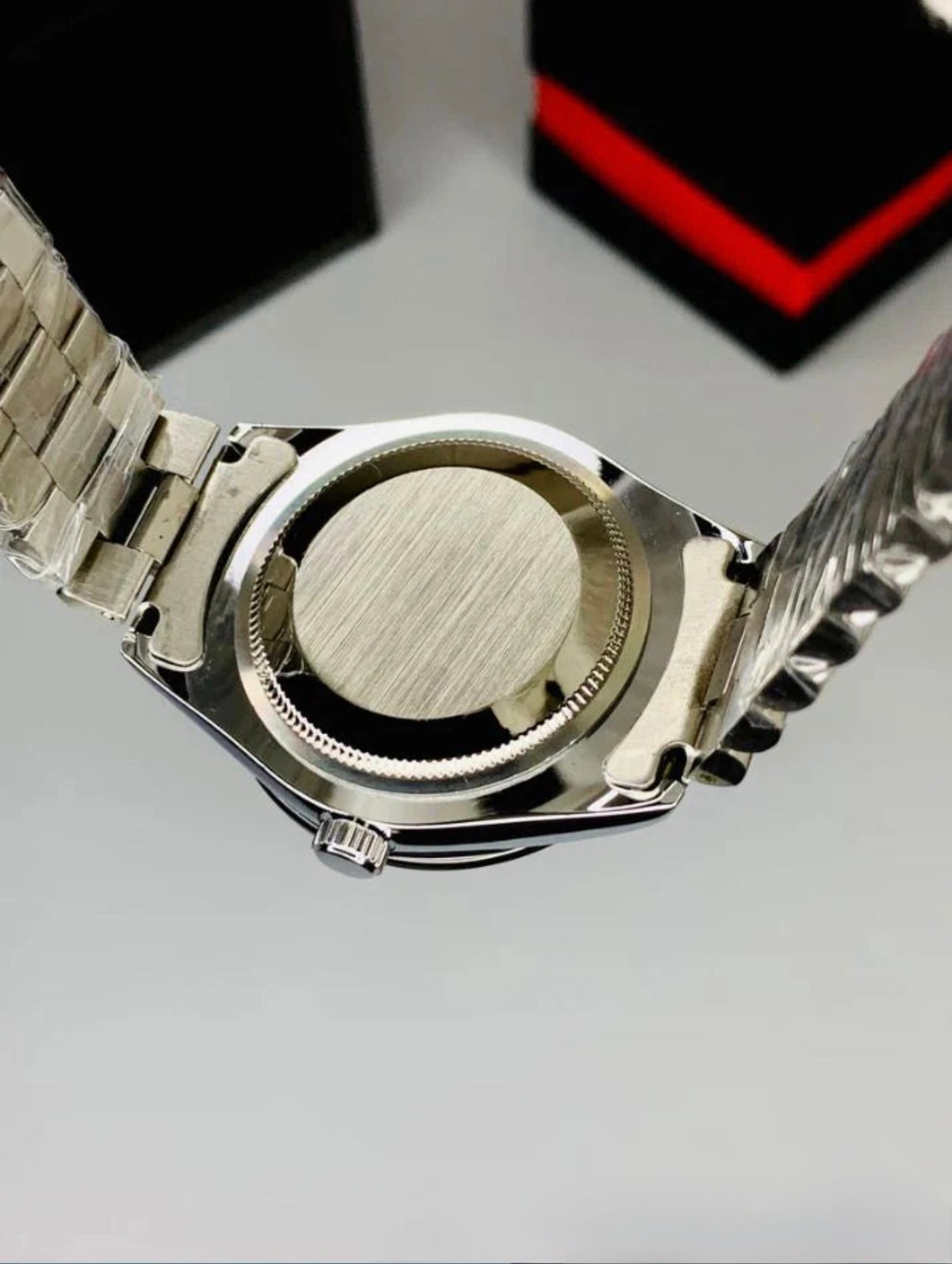 Submariner Silver - Black Dial Edition